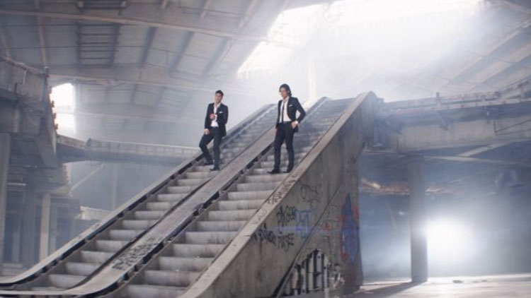 Kamran & Hooman – Bargard